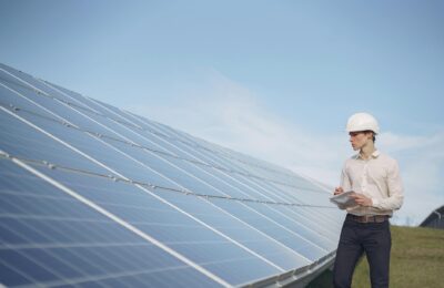 محطة براكة النووية الإماراتية تحقق إنجازاً جديداً في توليد الطاقة النظيفة