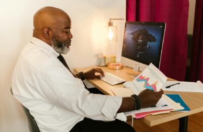 تحليل: إصلاحات سوق العمل الخليجي — التقدم والتحديات المتبقية