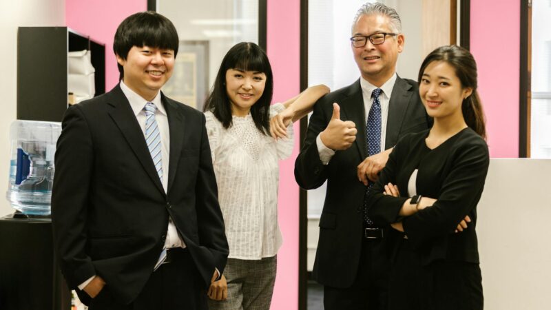 مجموعة الإمارات للطيران تحقق إيرادات قياسية بفضل طفرة السفر الفاخر