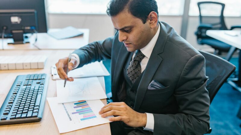 قطاع الأدوية والتقنية الحيوية يبرز كمحرك اقتصادي جديد في الشرق الأوسط