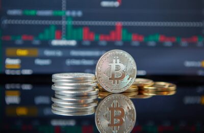 التداول الخوارزمي يستحوذ على ثلث عمليات البورصات الخليجية — ماذا يعني ذلك للمستثمرين؟