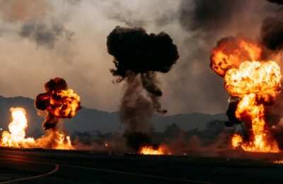 Iran Israel war military strike explosion March 2026 - Photo by Edu Raw