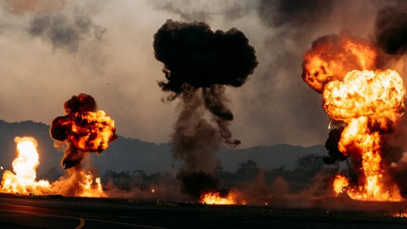 Iran Israel war military strike explosion March 2026 - Photo by Edu Raw