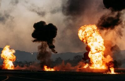 Qatar LNG terminal fire explosion energy infrastructure - Photo by Edu Raw