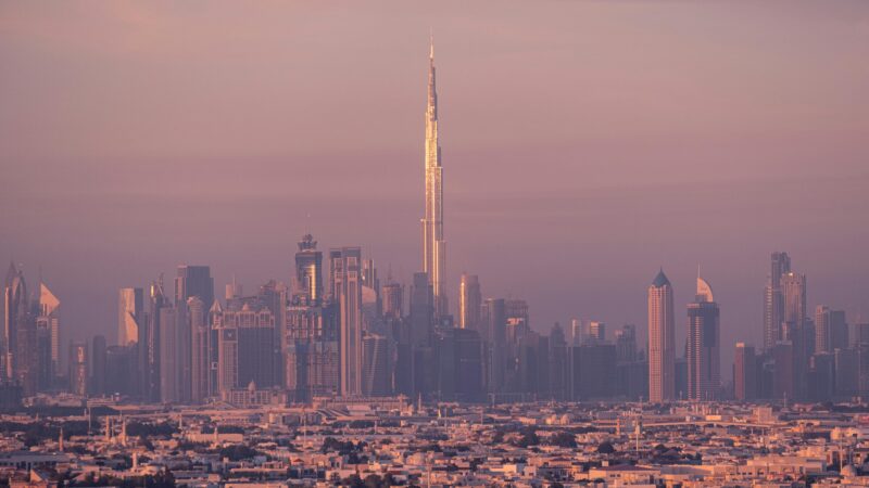 Dubai Property Split: $422M Sold vs 7% Discounts (2026)