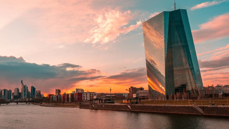 Central banks buying gold 2026 - sovereign reserves