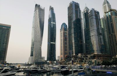 expat life dubai guide