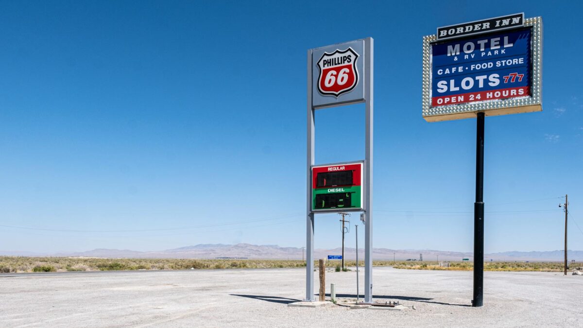 US gas station prices during Hormuz blockade summer 2026