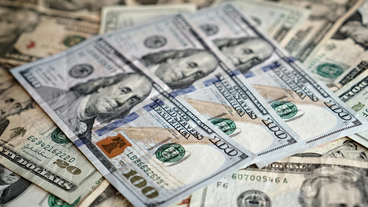 USD to EGP Exchange Rate 2026: What Drives the Pound